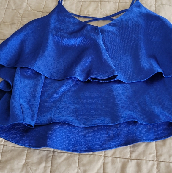 Top - Picture 2 of 3